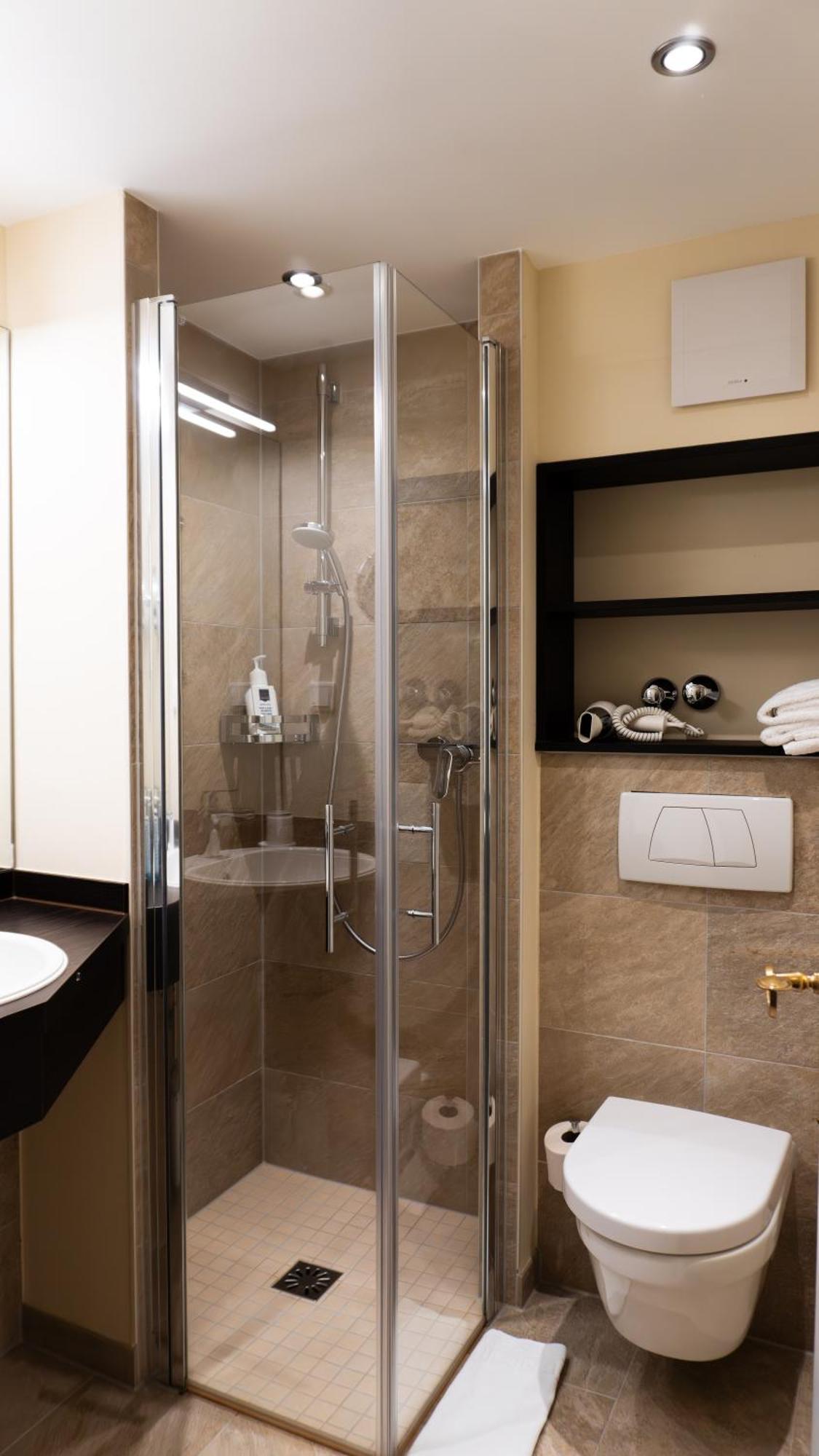 Hotel Schloss Hoehnscheid Bad Arolsen Ngoại thất bức ảnh