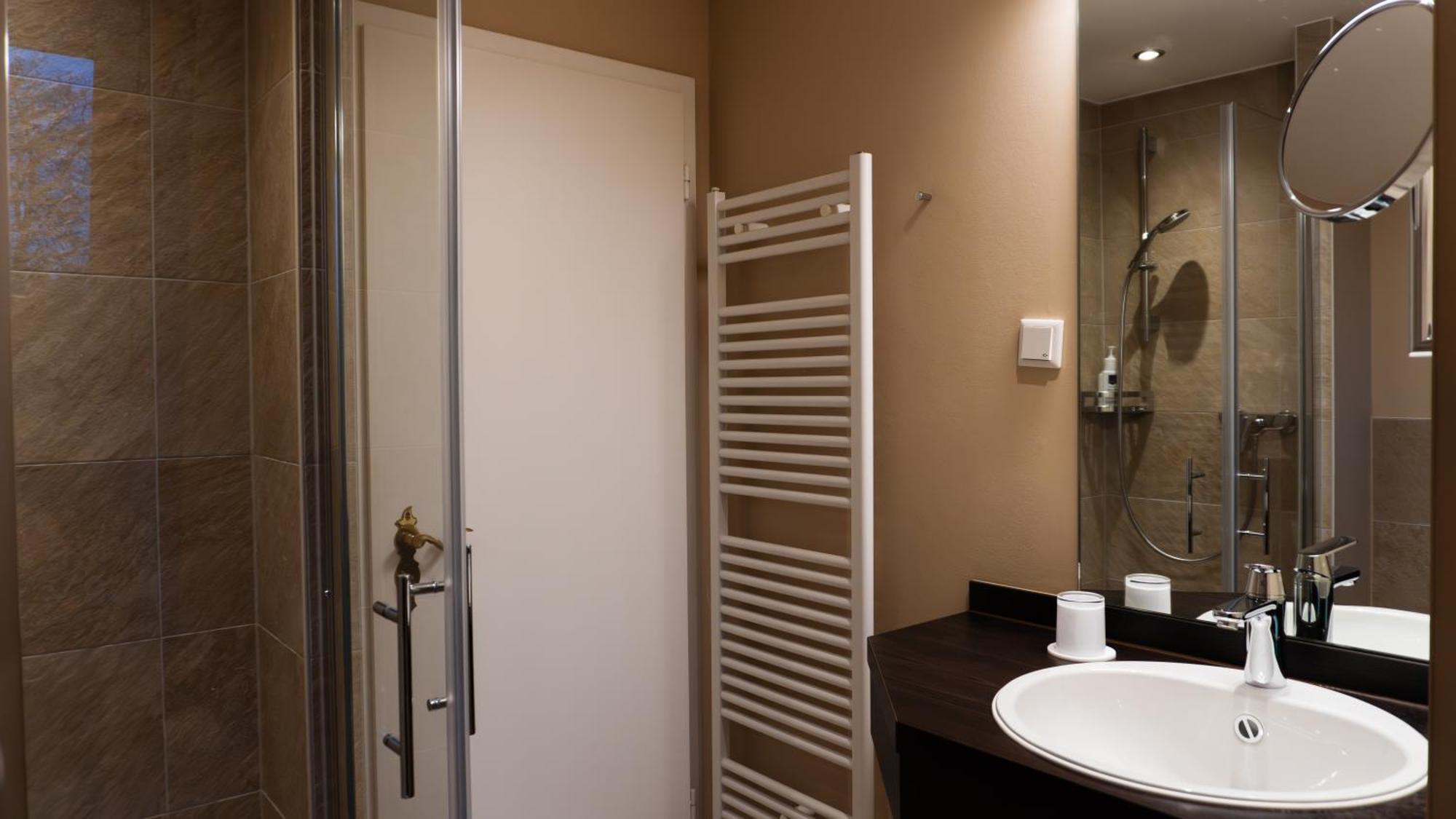 Hotel Schloss Hoehnscheid Bad Arolsen Ngoại thất bức ảnh