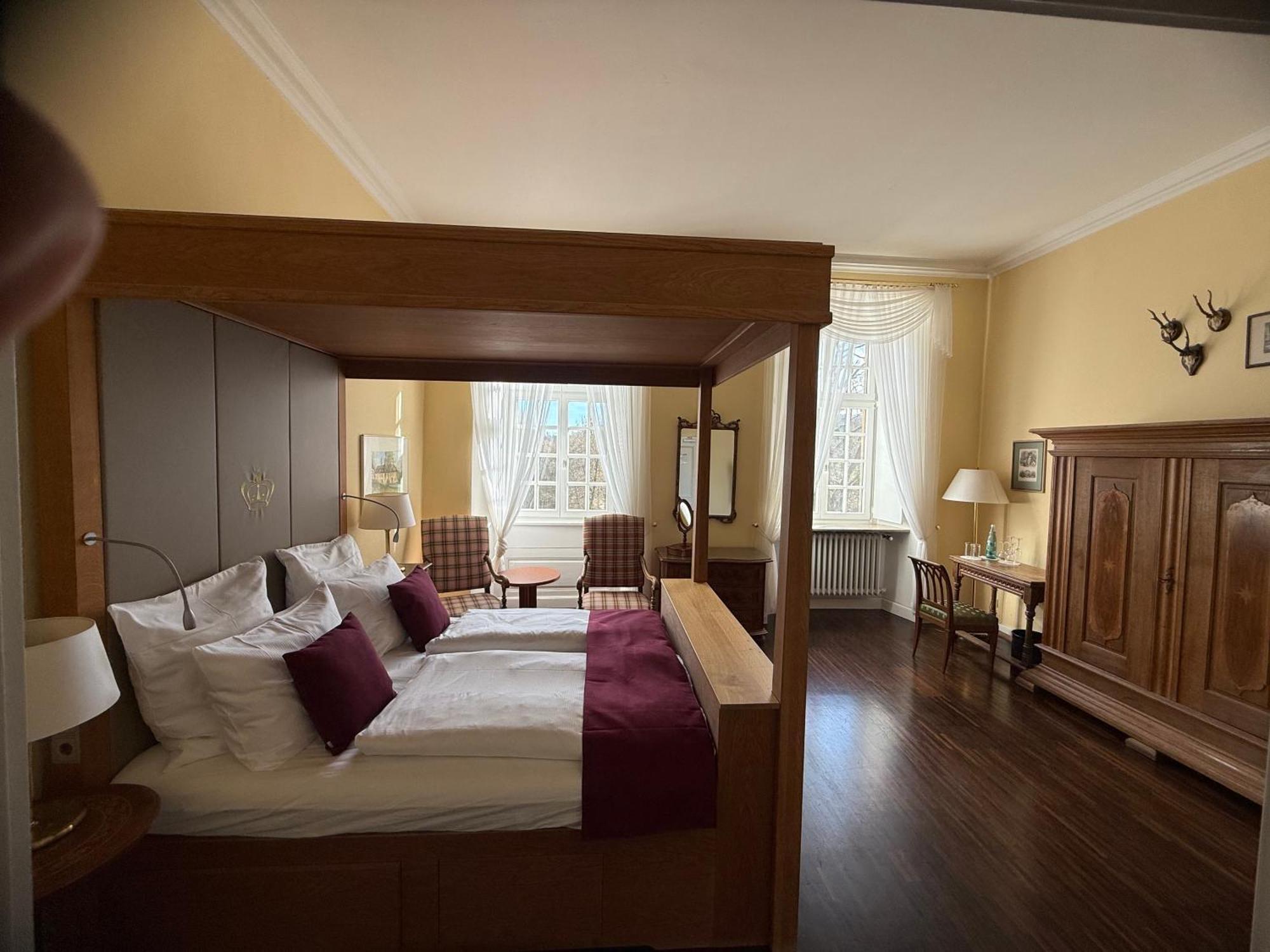 Hotel Schloss Hoehnscheid Bad Arolsen Ngoại thất bức ảnh